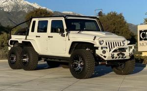 Jeep Wrangler Unlimited 6-Wheels (Bright White Clearcoat)